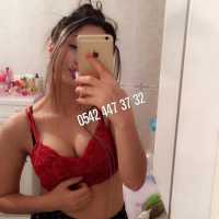 Mezitli Rotası'nın Çarpıcı Güzeli: Escort Bayanı Tanıyın