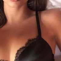 Tutkulu Ve Baştan Çıkarıcı: Toroslar Durağı'nın Cazibeli Escort Kızı