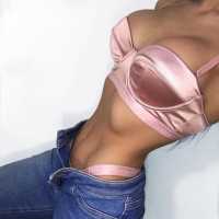 Yenişehir Durağı'ndaki Rüya Escort: İnci