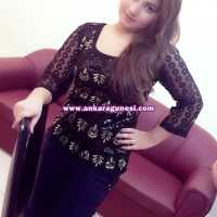 Yenişehir Durağı'nın Göz Alıcı Sarışını: Doyumsuz Zevklerin Tek Adresi